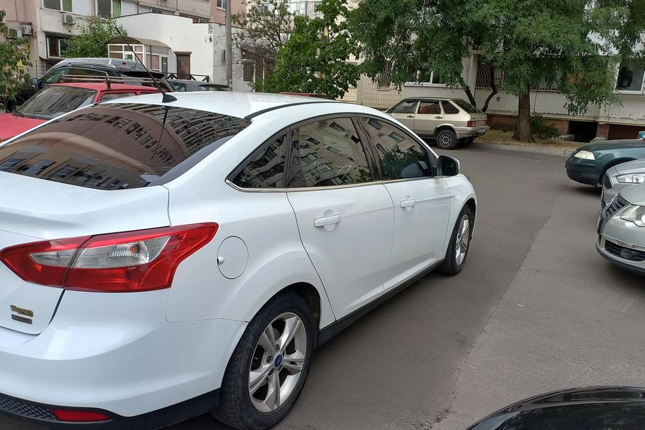 Продам Ford Focus 2013 года в Киеве