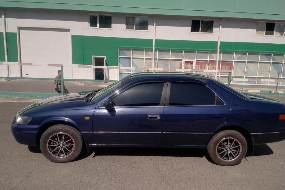 Продам Toyota Camry 1998 года в г. Ильичевск, Одесская область