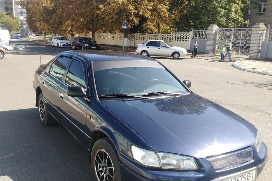 Продам Toyota Camry 1998 года в г. Ильичевск, Одесская область