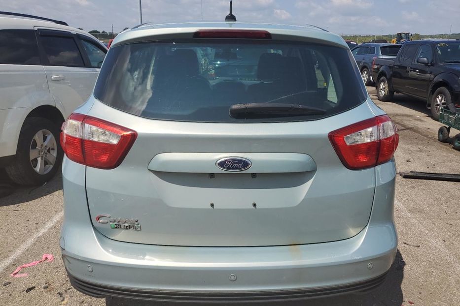 Продам Ford C-Max Premium  2013 года в Киеве