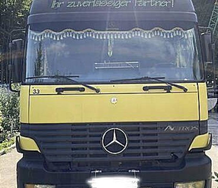 Продам Mercedes-Benz Actros 1835 1998 года в Киеве