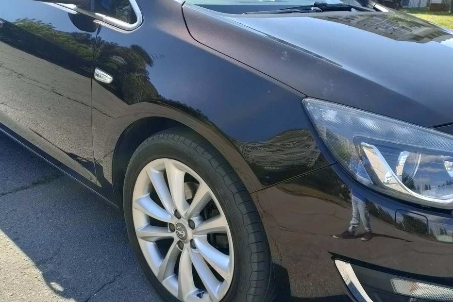 Продам Opel Astra J 2014 года в г. Кременчуг, Полтавская область