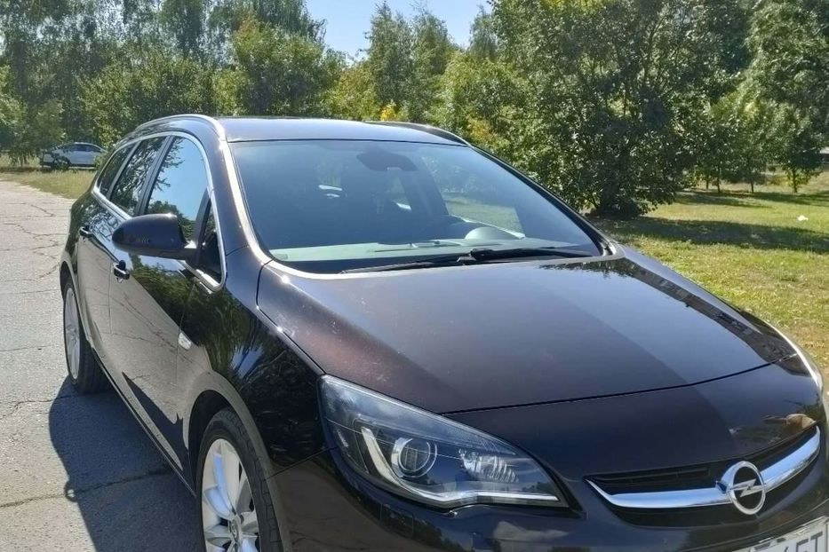 Продам Opel Astra J 2014 года в г. Кременчуг, Полтавская область