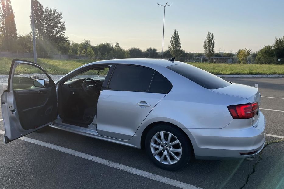 Продам Volkswagen Jetta 2015 года в г. Кривой Рог, Днепропетровская область