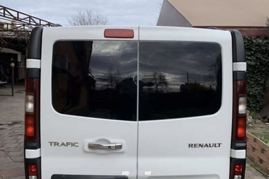 Продам Renault Trafic пасс. Long 2016 года в г. Кривой Рог, Днепропетровская область