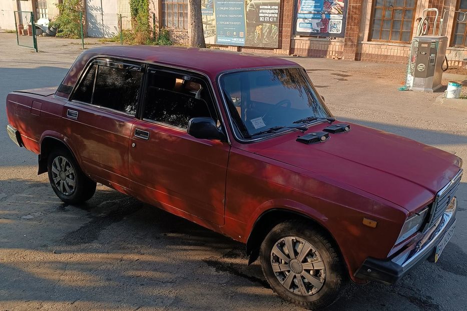 Продам ВАЗ 2107 1985 года в Харькове