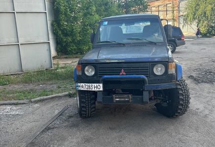 Продам Mitsubishi Pajero 1987 года в Харькове