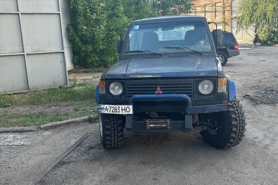 Продам Mitsubishi Pajero 1987 года в Харькове