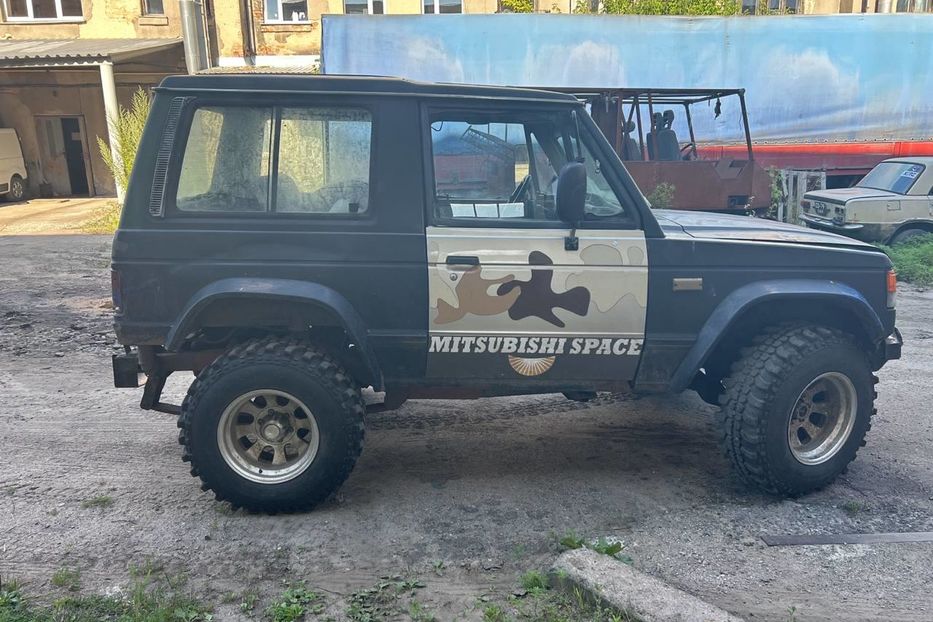 Продам Mitsubishi Pajero 1987 года в Харькове