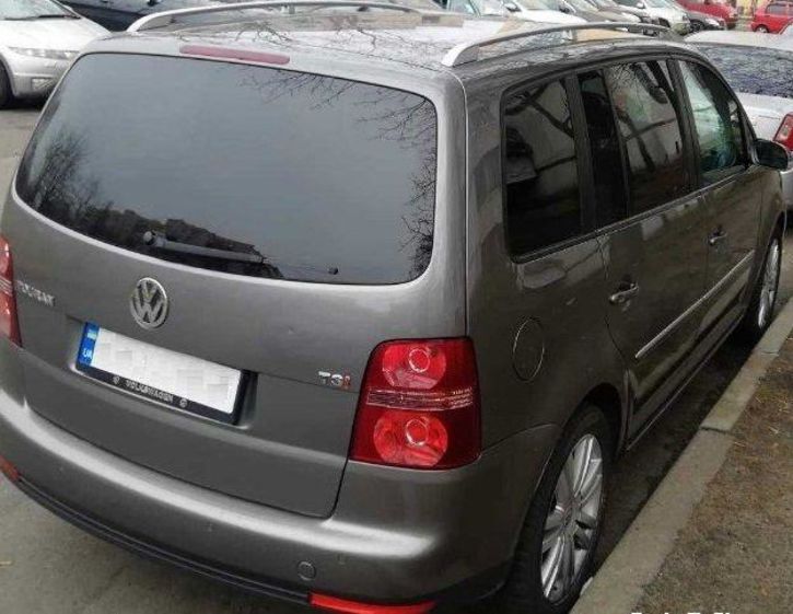 Продам Volkswagen Touran 2007 года в Киеве