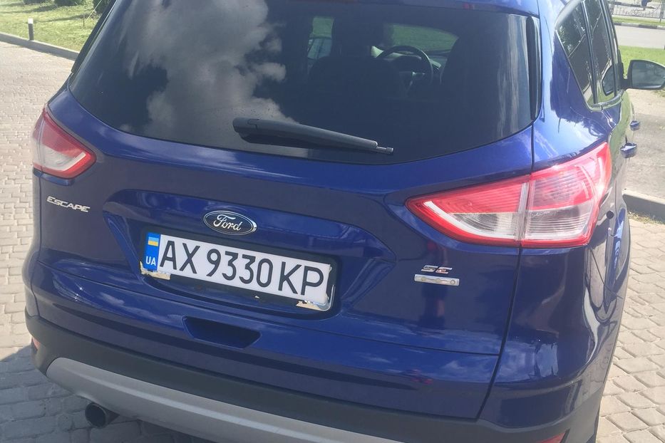 Продам Ford Escape SE 2013 года в Харькове