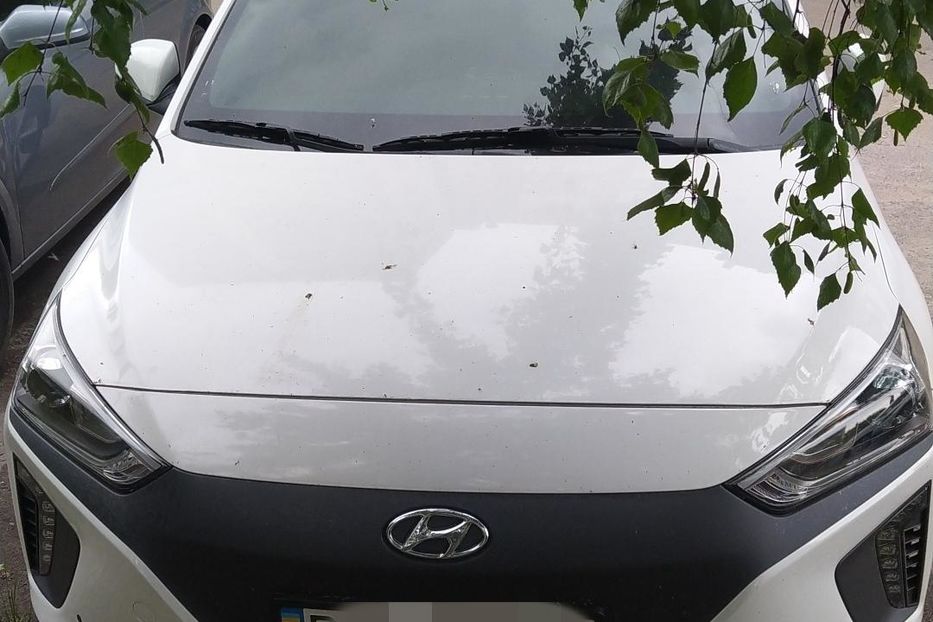 Продам Hyundai Ioniq Electric  2017 года в Киеве