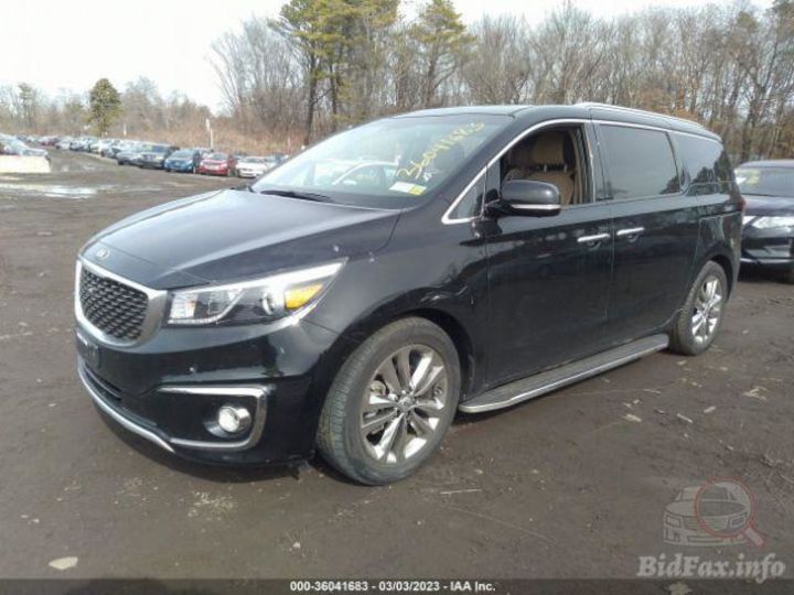 Продам Kia Sedona SX Limited 2017 года в Киеве