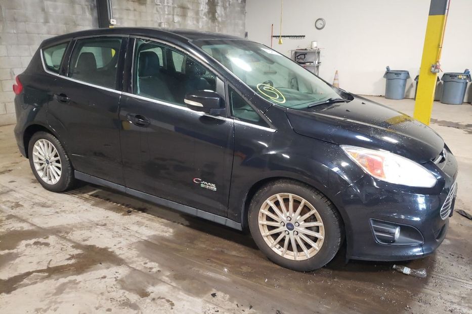 Продам Ford C-Max Premium  2014 года в Луцке