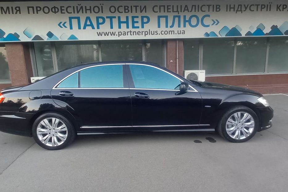 Продам Mercedes-Benz S 500 Long  2012 года в Киеве