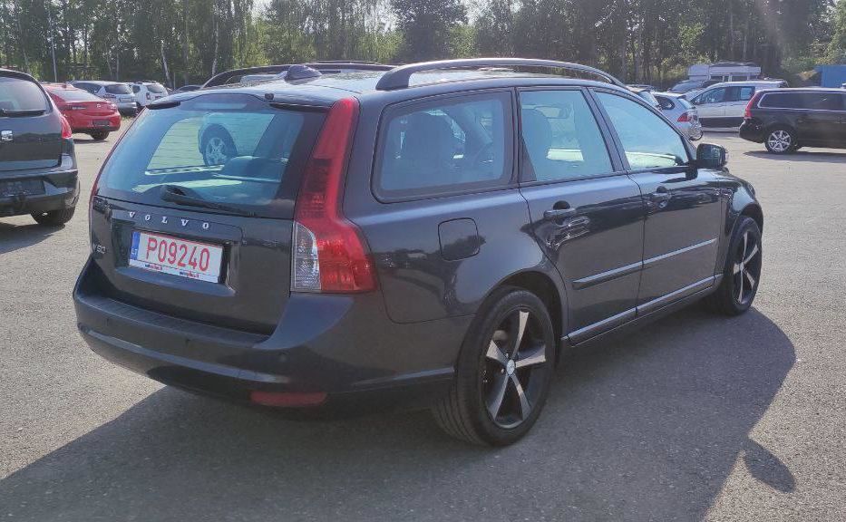 Продам Volvo V50 АВТОКАТАЛОГ - t.me/eco_auto 2008 года в Харькове