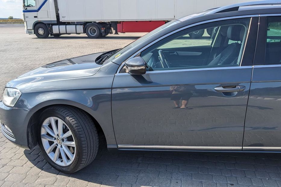 Продам Volkswagen Passat B7 Highline 2012 года в г. Радывылив, Ровенская область