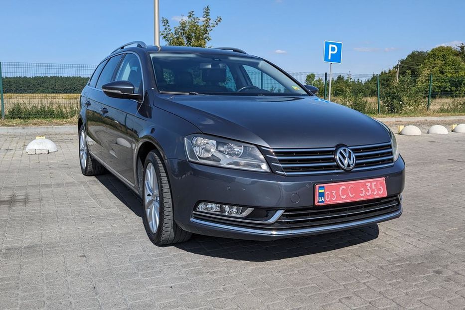 Продам Volkswagen Passat B7 Highline 2012 года в г. Радывылив, Ровенская область