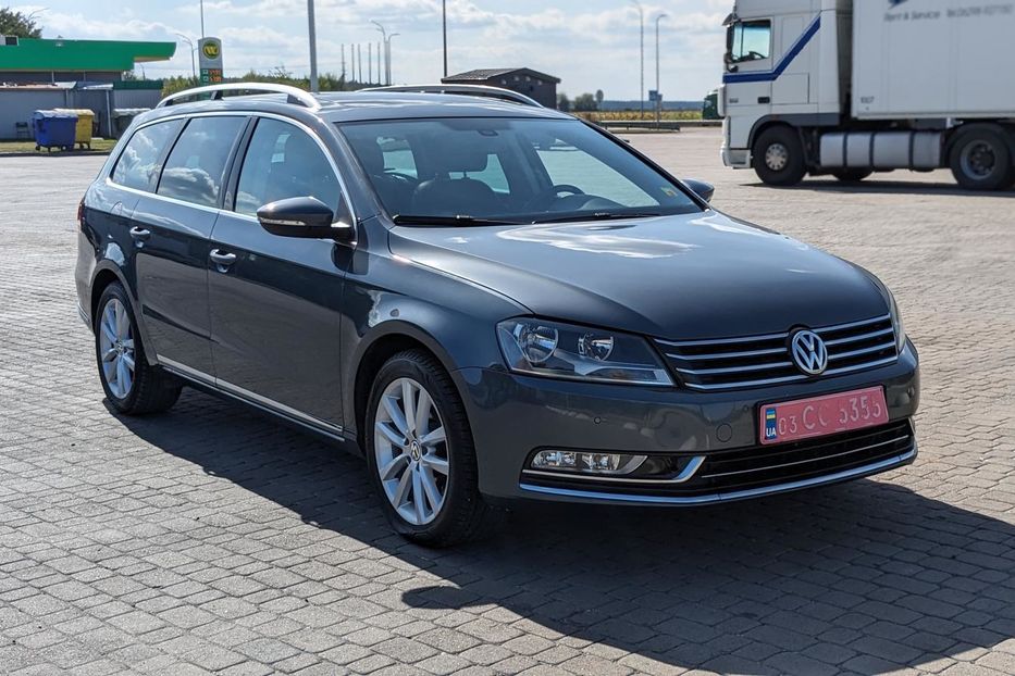 Продам Volkswagen Passat B7 Highline 2012 года в г. Радывылив, Ровенская область