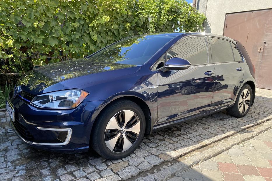Продам Volkswagen e-Golf 2016 года в Виннице