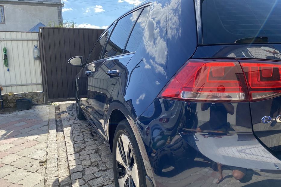 Продам Volkswagen e-Golf 2016 года в Виннице