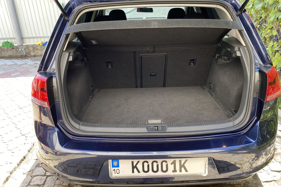 Продам Volkswagen e-Golf 2016 года в Виннице