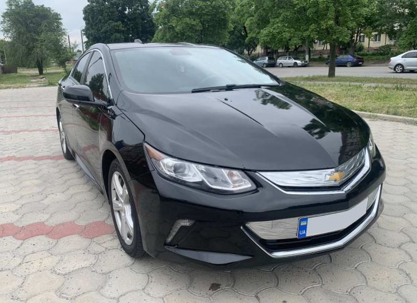 Продам Chevrolet Volt 2016 года в Днепре