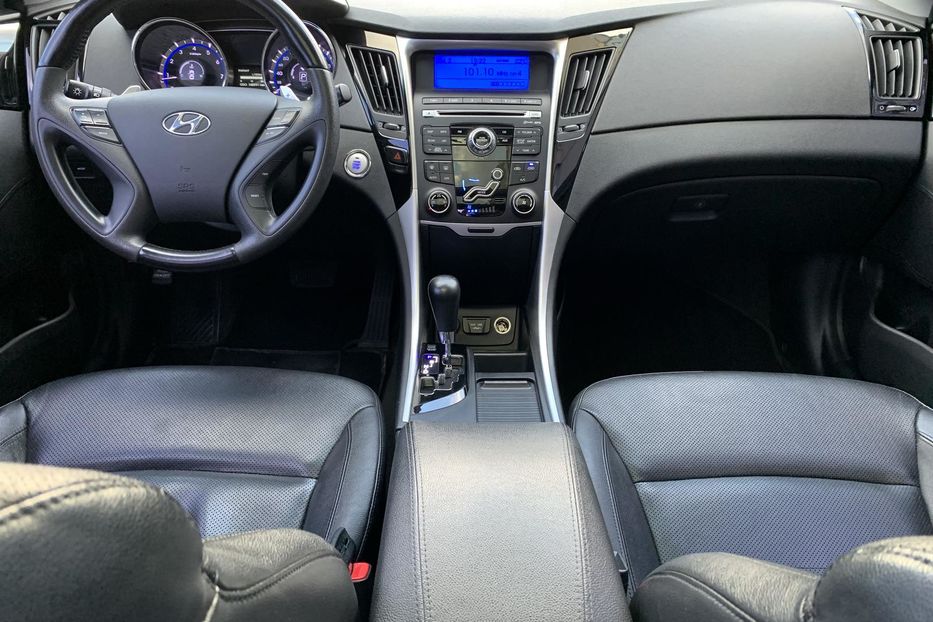 Продам Hyundai Sonata 2.4 AT PANORAMA ОФIЦIЙНИЙ 2012 года в Киеве