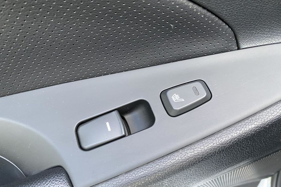 Продам Hyundai Sonata 2.4 AT PANORAMA ОФIЦIЙНИЙ 2012 года в Киеве