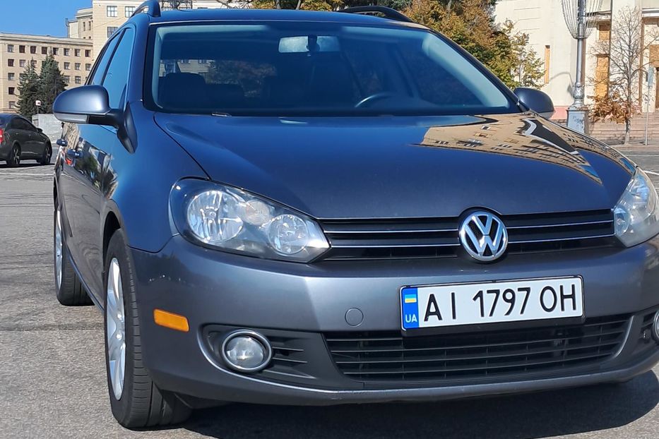 Продам Volkswagen Golf  VI 2014 года в Харькове