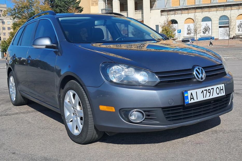 Продам Volkswagen Golf  VI 2014 года в Харькове