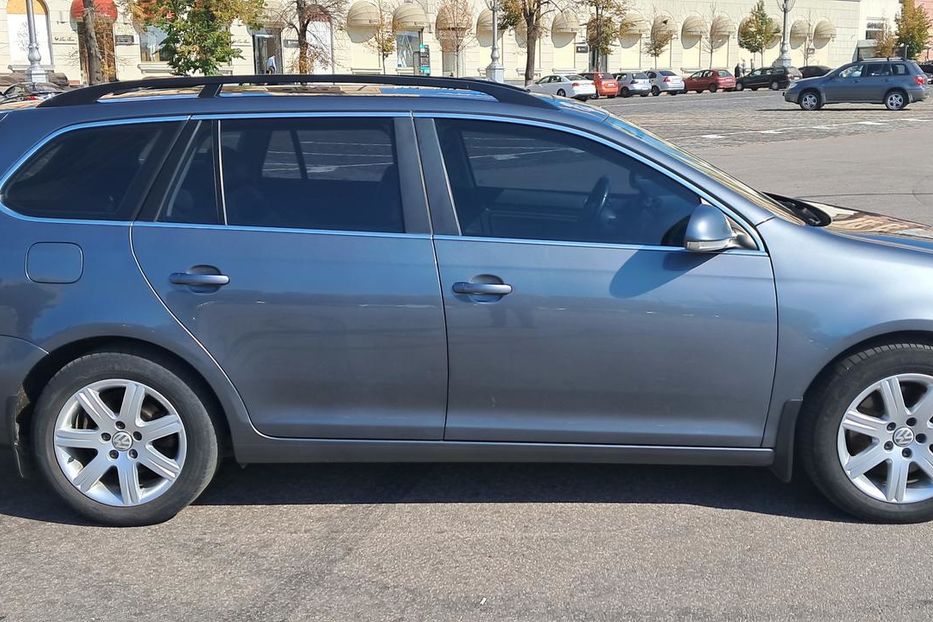 Продам Volkswagen Golf  VI 2014 года в Харькове