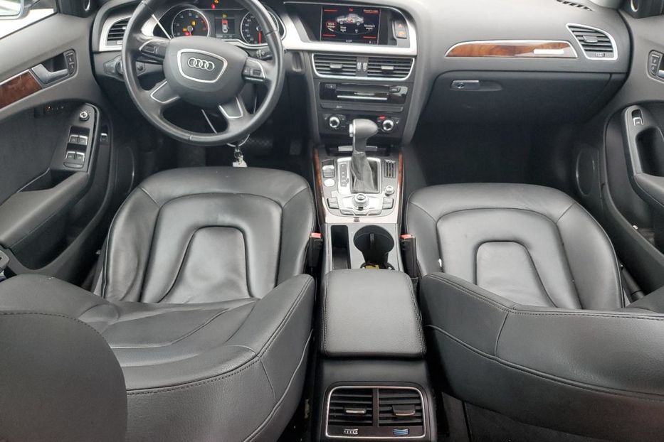 Продам Audi A4 2014 года в Киеве