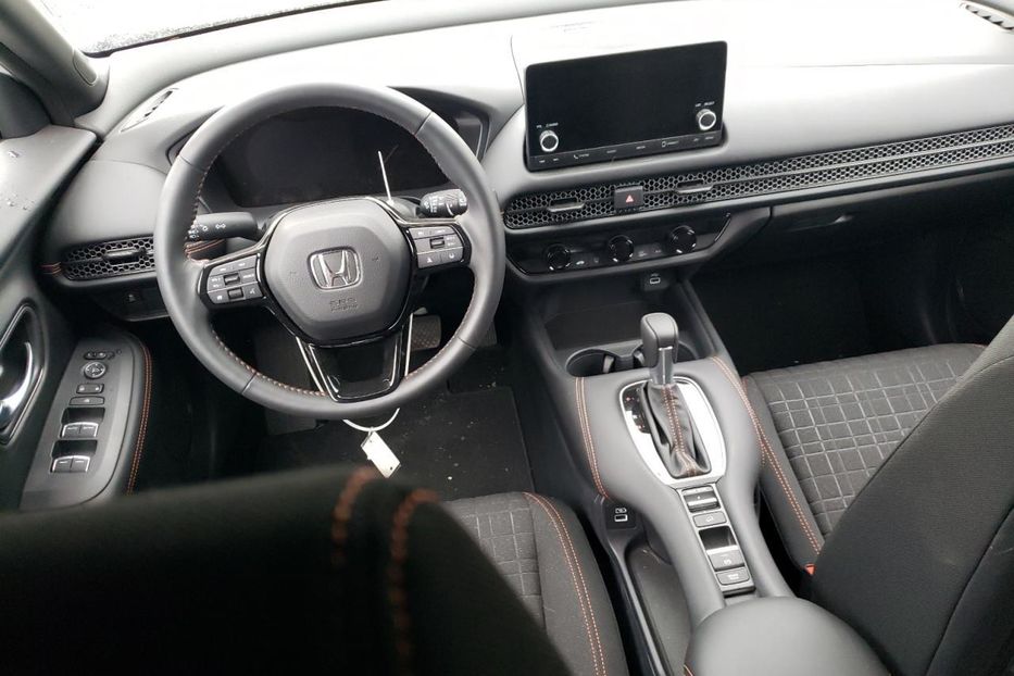 Продам Honda HR-V 2023 года в Киеве