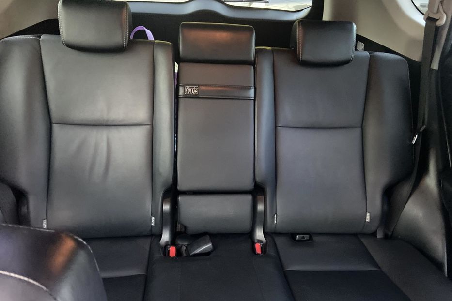 Продам Toyota Rav 4 Toyota RAV4 Hybrid 2.5 AT Pass 2018 года в Днепре