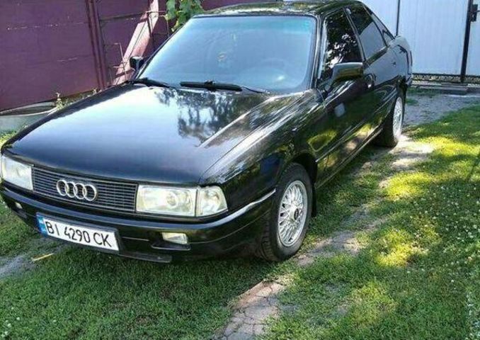 Продам Audi 80 Бензин газ  1988 года в Днепре