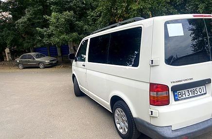 Продам Volkswagen T5 (Transporter) пасс. Дизель  2007 года в Днепре