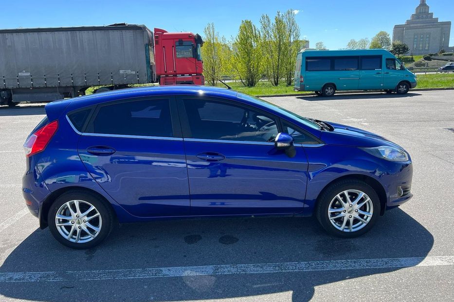 Продам Ford Fiesta VII 1.0 Duratec (80 HP) 2013 года в Киеве