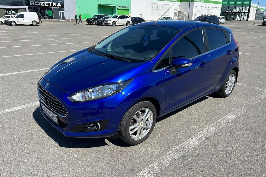 Продам Ford Fiesta VII 1.0 Duratec (80 HP) 2013 года в Киеве