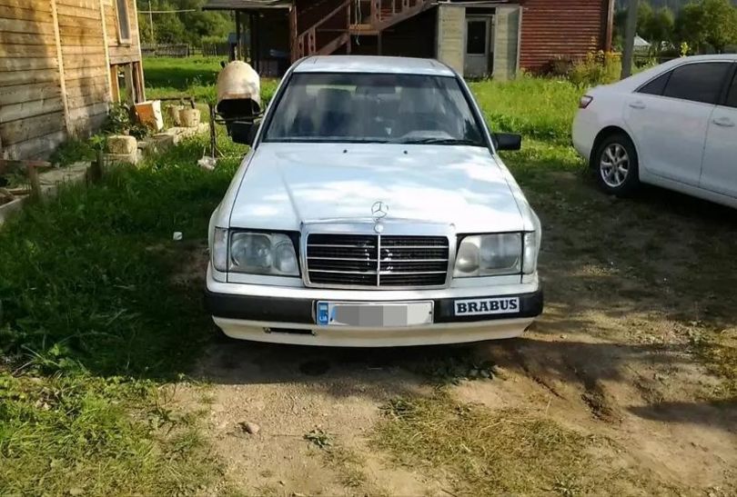 Продам Mercedes-Benz 200 1989 года в Харькове