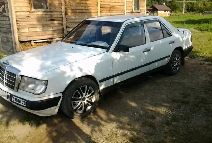 Продам Mercedes-Benz 200 1989 года в Харькове