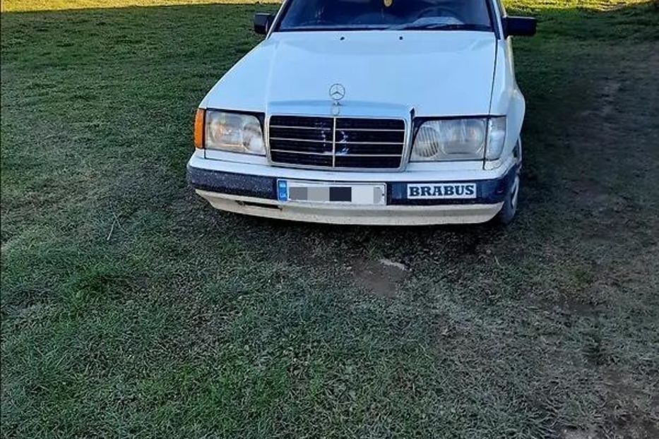 Продам Mercedes-Benz 200 1989 года в Харькове