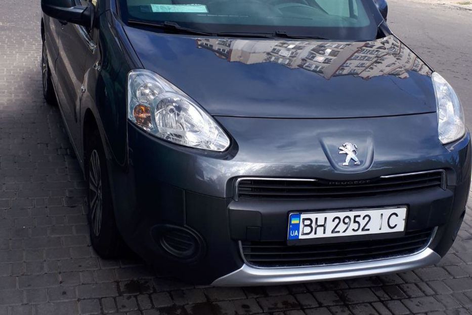 Продам Peugeot Partner пасс. 2013 года в Одессе