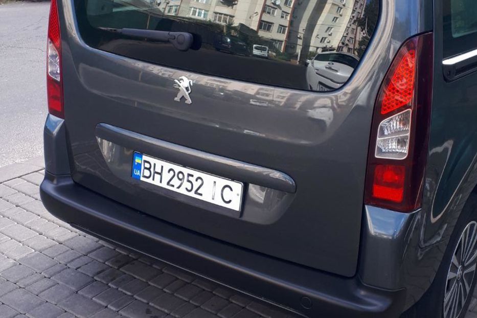 Продам Peugeot Partner пасс. 2013 года в Одессе