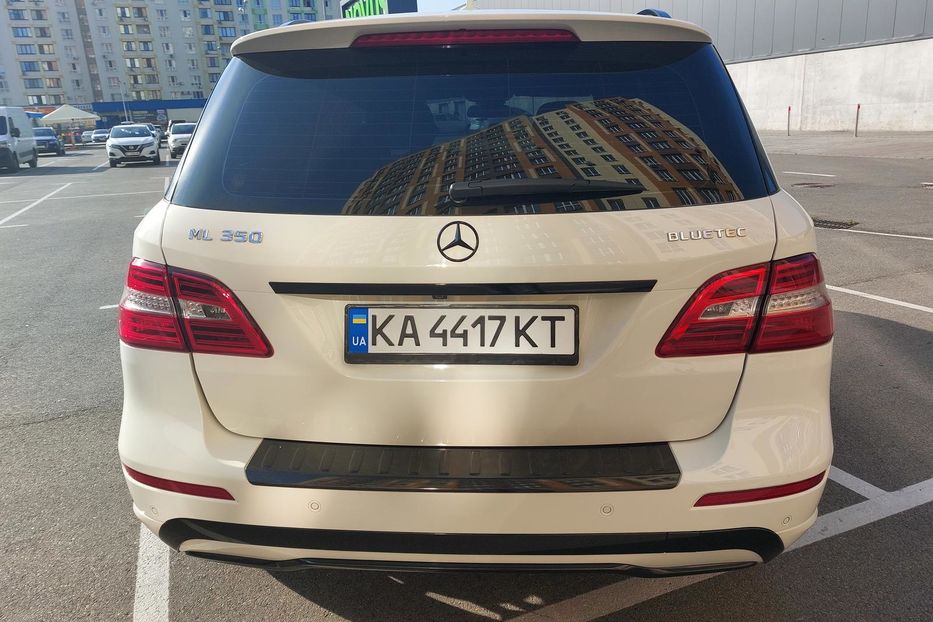 Продам Mercedes-Benz ML 350 Дизель в Киеве 2013 года выпуска за 23 555$