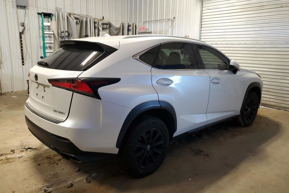 Продам Lexus NX 300 2020 года в Луцке