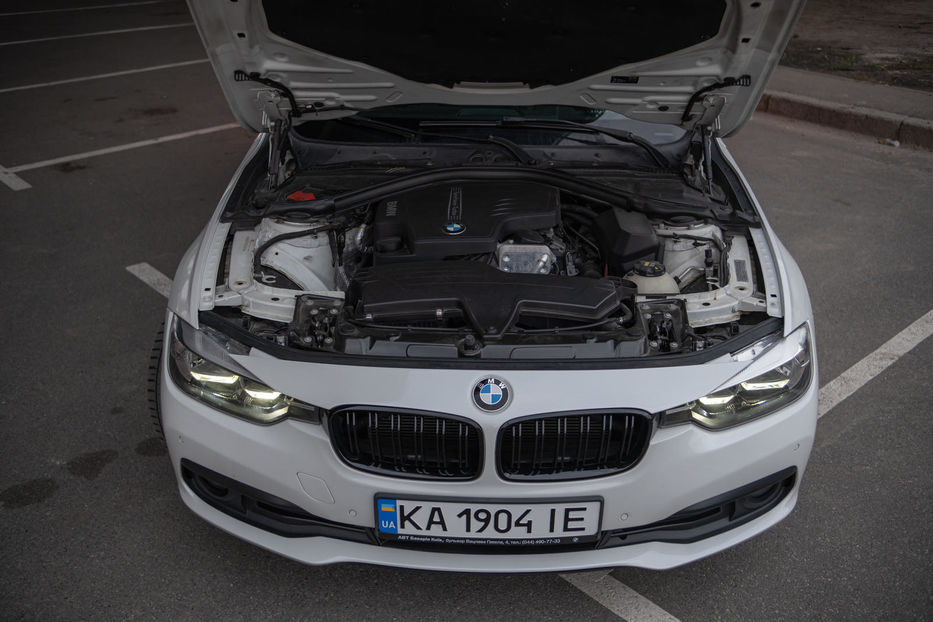 Продам BMW 320 2015 года в Киеве