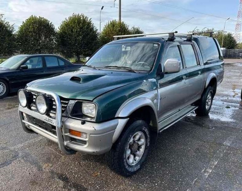 Продам Mitsubishi L 200 2002 года в г. Мостиска, Львовская область