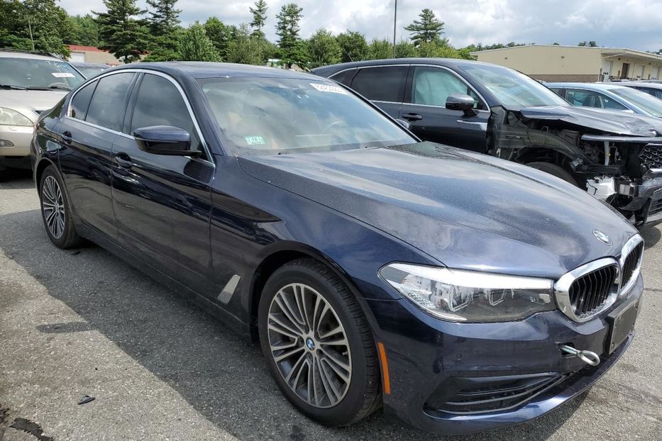 Продам BMW 530 2019 года в Киеве