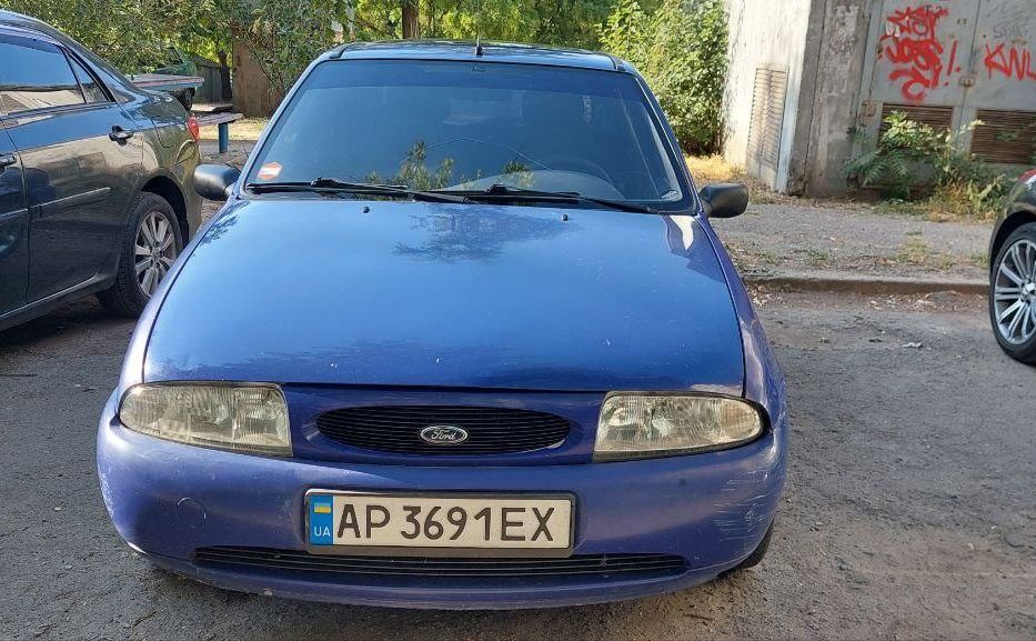 Продам Ford Fiesta 1998 года в Запорожье